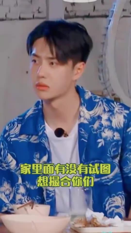 吃瓜表情包可愛動態(tài),吃瓜表情包的可愛動態(tài)魅力