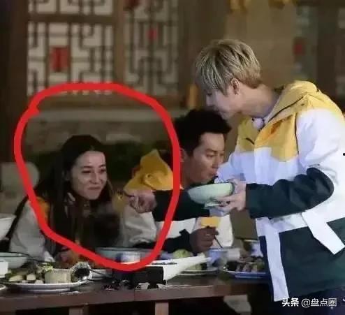 娛樂圈三大吃瓜定律,真相、謠言與反轉(zhuǎn)的迷霧